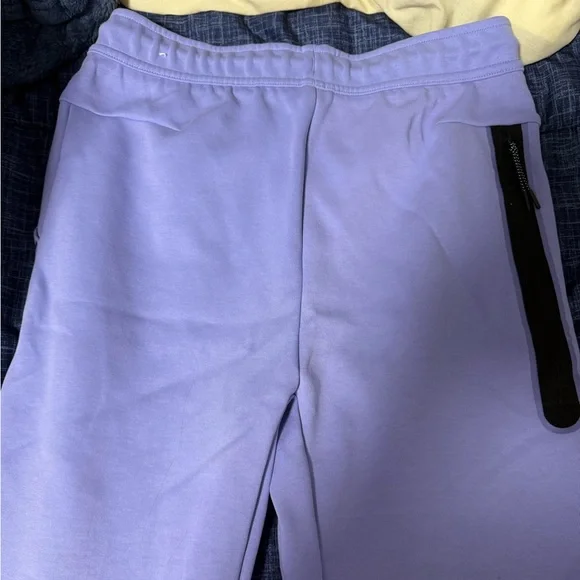 Men’s purple Nike tech pants size small - Picture 2 of 3